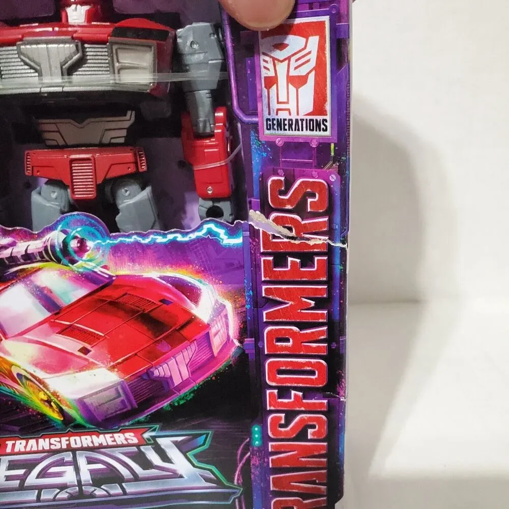 Transformers Legacy Deluxe Class Prime Universe Knock-Out NIB Action Figure 2022